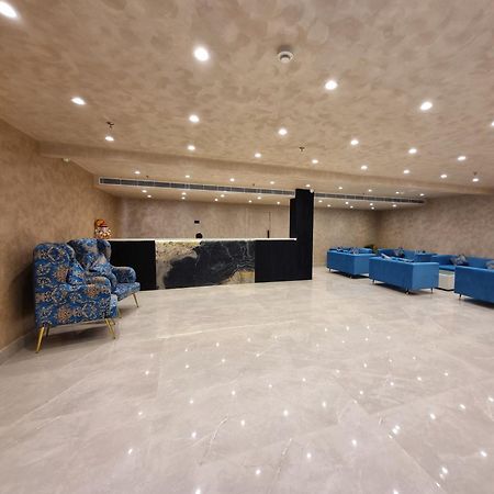 Dolphin Club Hotel Chinhat Exterior foto