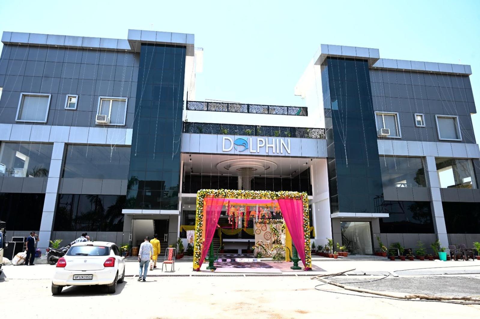 Dolphin Club Hotel Chinhat Exterior foto